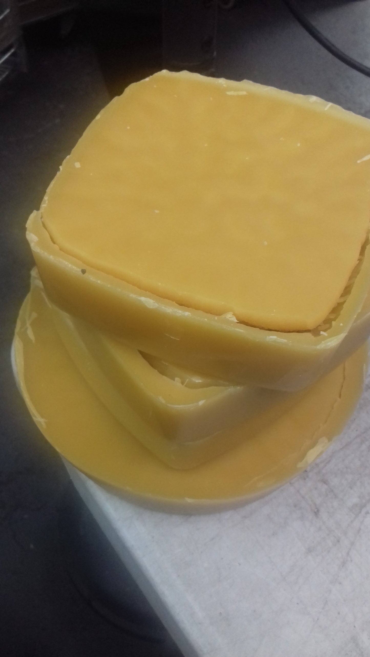 Bulk Beeswax Blocks for UK Businesses & Artisans
